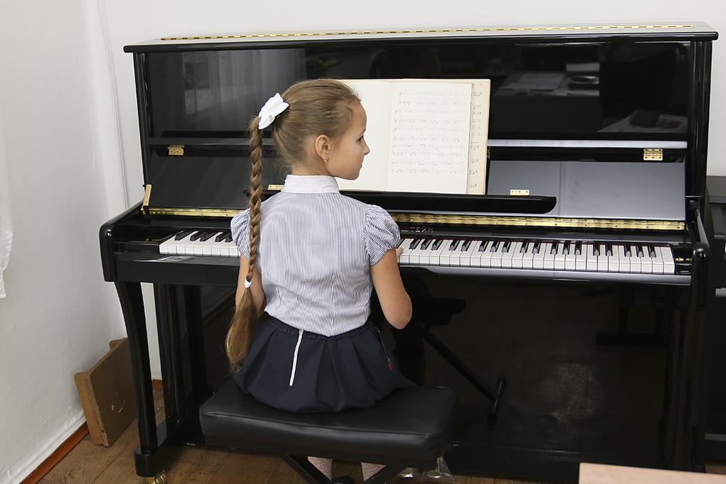 В Каскелене начнет действовать музыкальная школа - аким