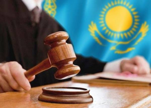 Судью в Алматинской области осудили за взятку полученную от осужденного педофила