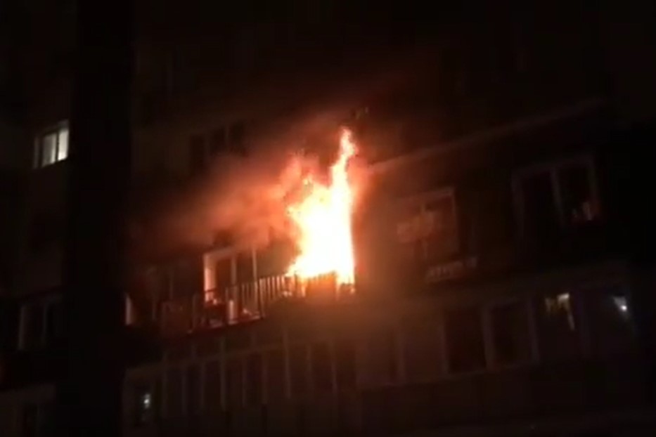 В ЖК «Асыл арман» ночью сгорела квартира