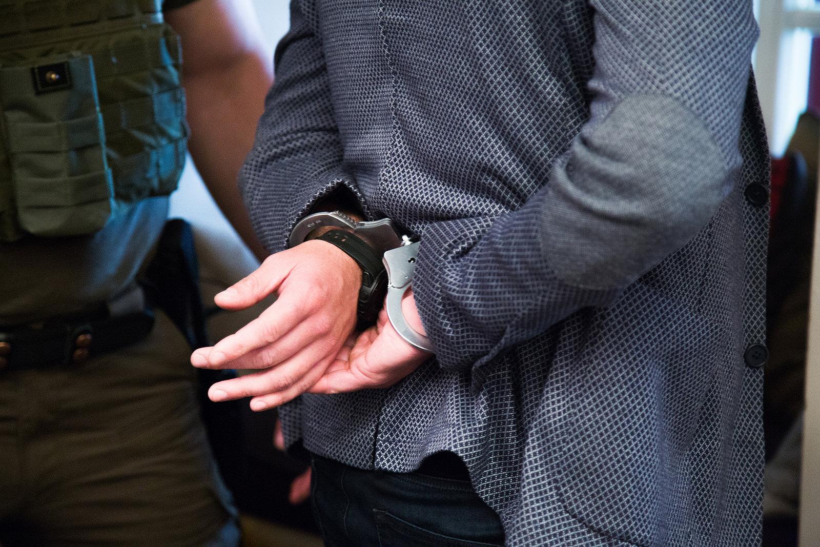 Задержаны чиновники-покровители бизнесменов во время карантина в Жамбылском районе