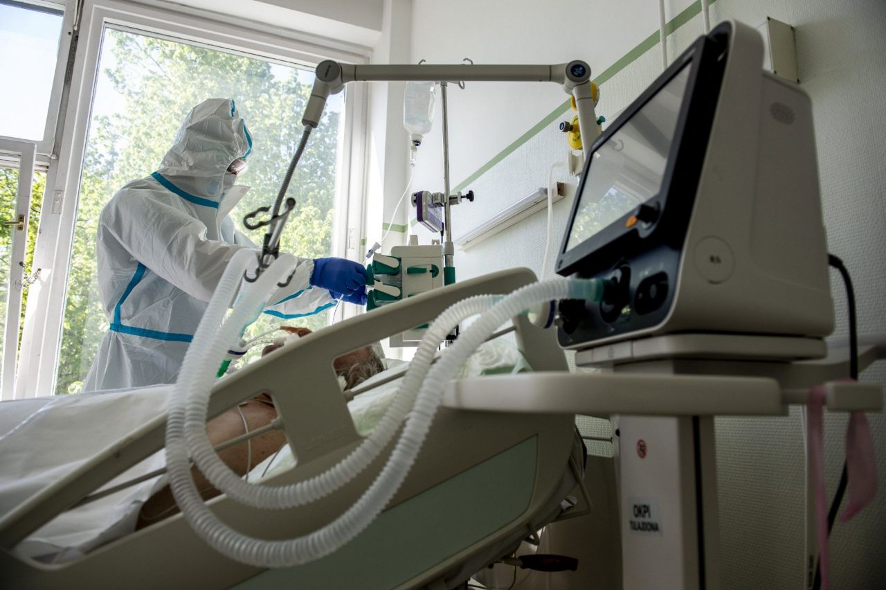 Почти половину казахстанских ИВЛ не приняли больницы