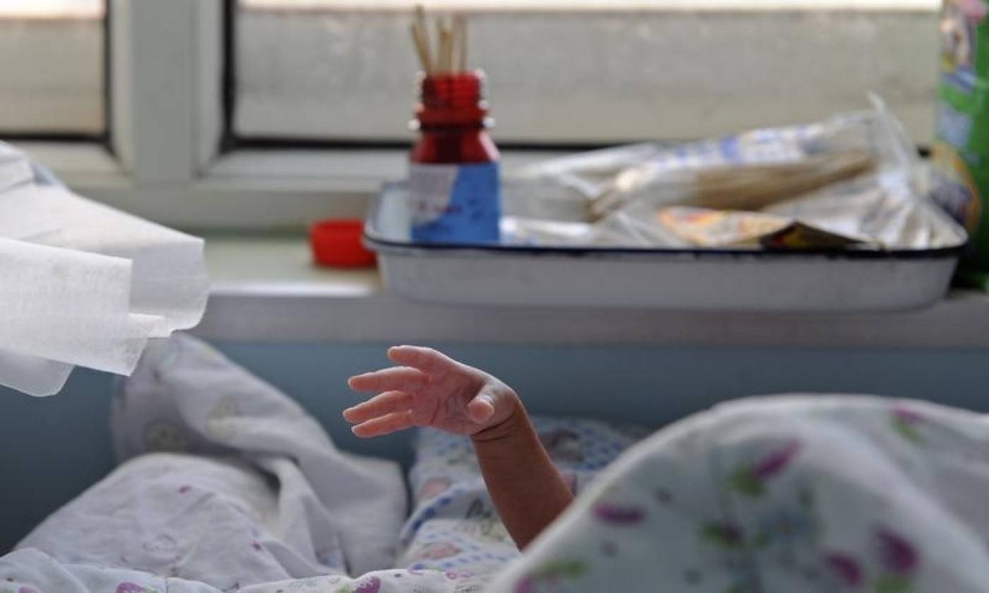 Вторую неделю младенцу из Капшагая, оказавшемуся в реанимации, не могут поставить диагноз