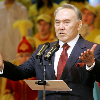 Нурсултан Назарбаев покинул пост председателя Ассамблеи народа Казахстана