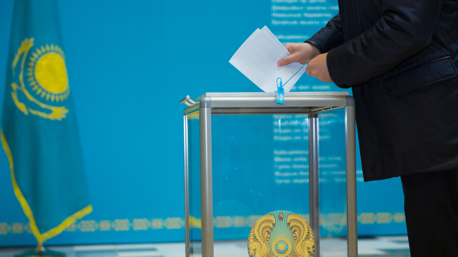 Токаев: Выборы районных акимов пройдут в Казахстане в 2024 году