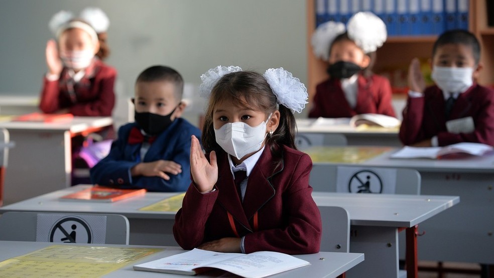Сколько школьников заболели КВИ с начала сентября в Алматинской области