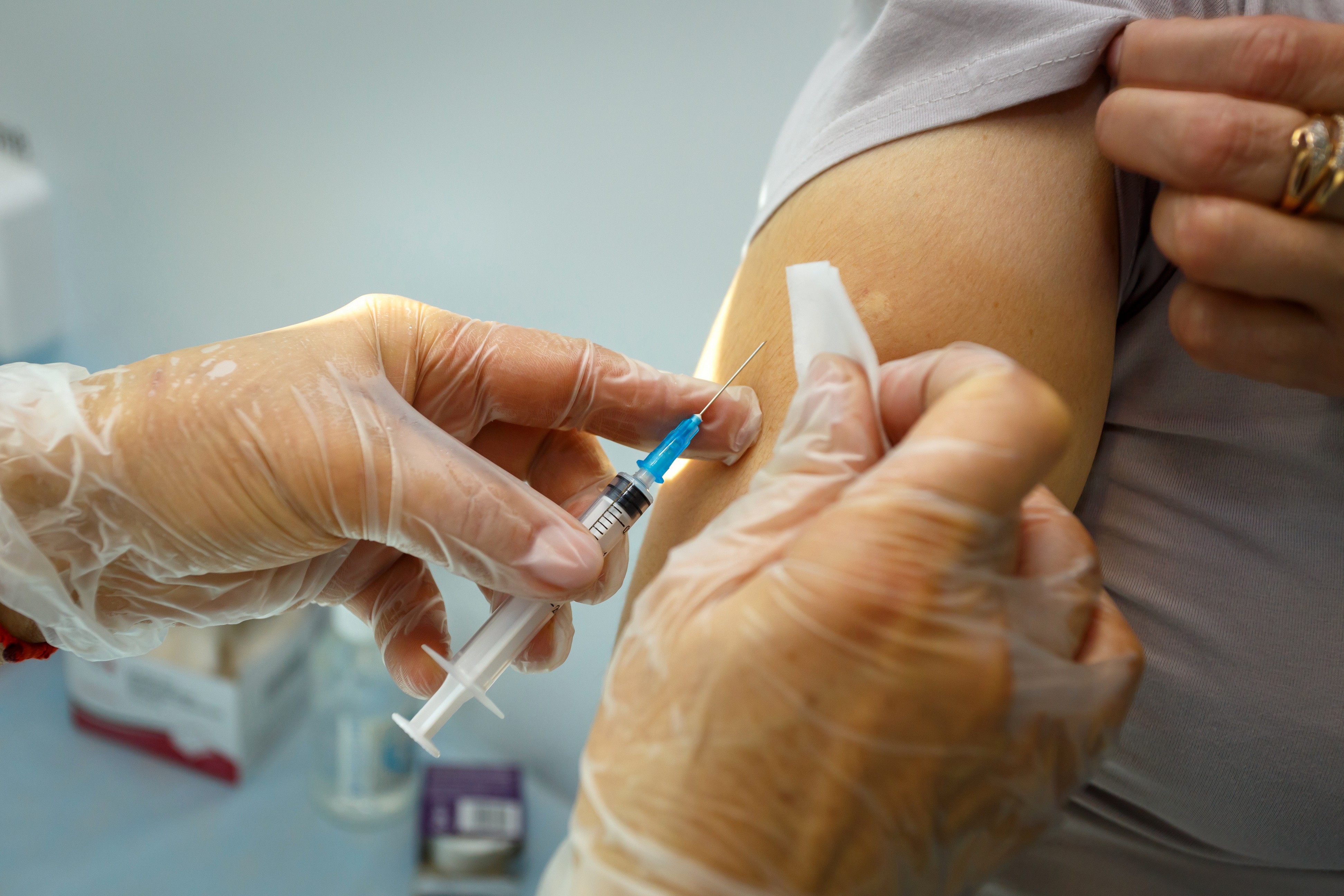 60% населения Алматинской области вакцинировано от COVID-19