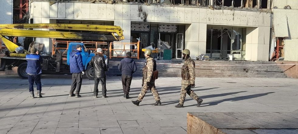 Похитители мультиварки и офисного кресла из здания акимата Алматинской области пойманы