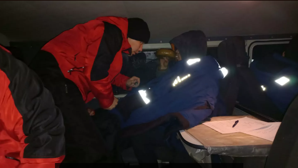 Двух иностранцев спасли в горах Енбекшиказахского района