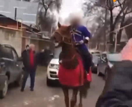Всадник устроил стрельбу на свадьбе в Талгарском районе