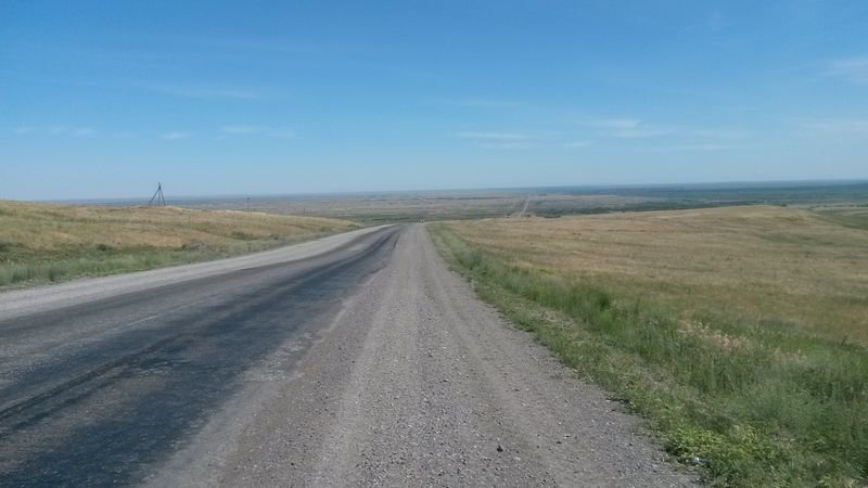 Подрядчика отстранили от строительства дороги в Алматинской области