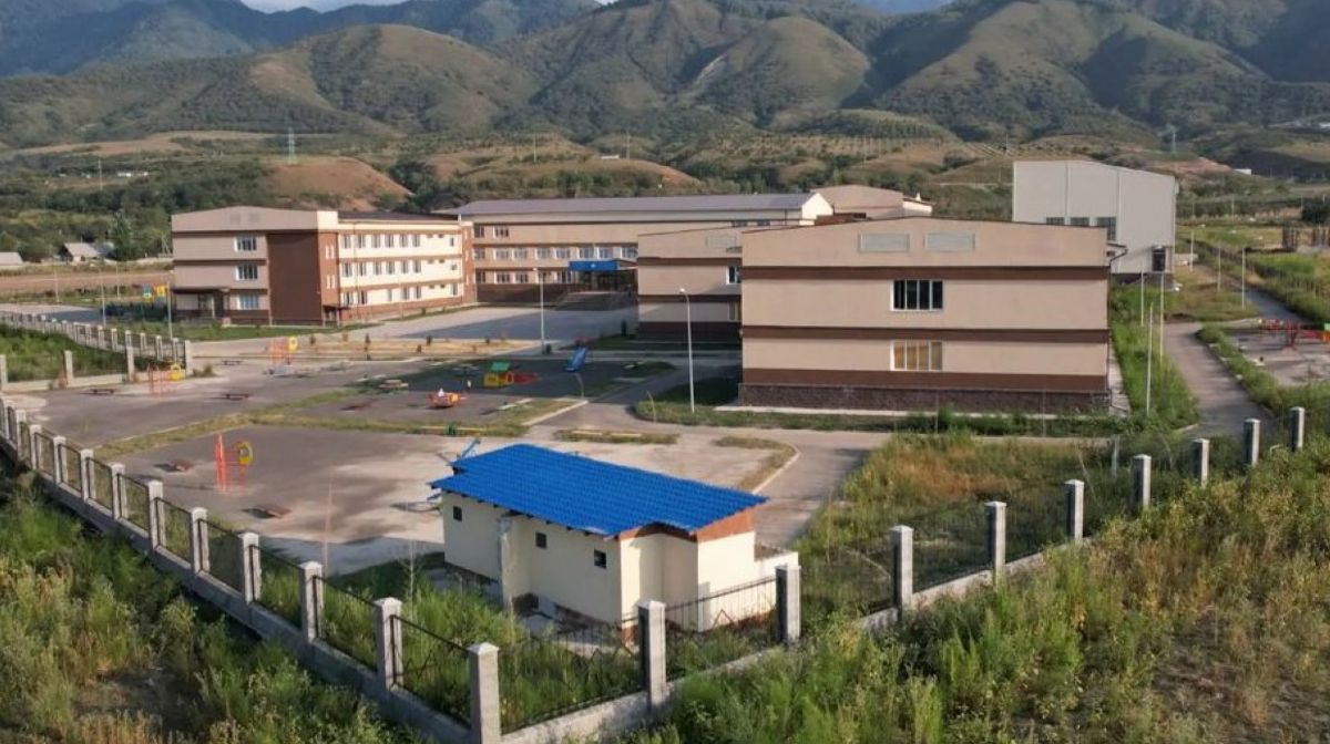 Новая школа в Талгаре оказалась в центре скандала