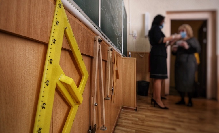 Более 100 учителей требуются в школы Талгарского района