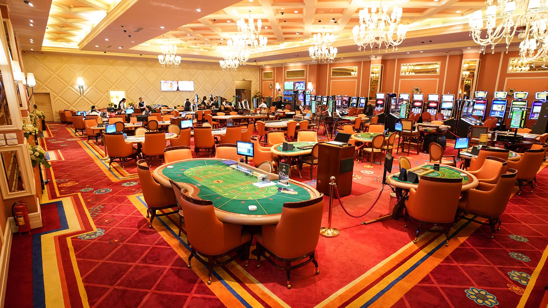 Нарушения в казино на миллиарды тенге выявили на Капшагае