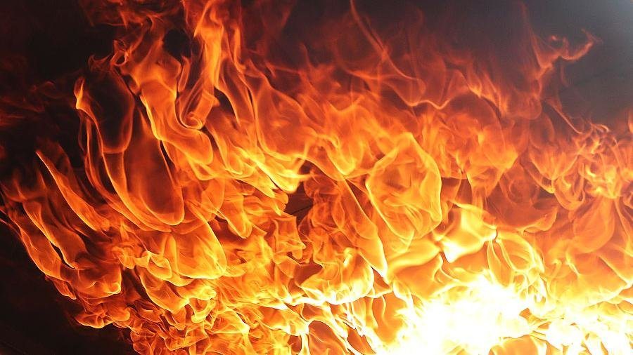 3 человека погибло и еще 6 пострадало в результате пожара в Енбекшиказахском районе