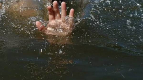 В Актюбинской области 4-летний ребенок утонул в канаве