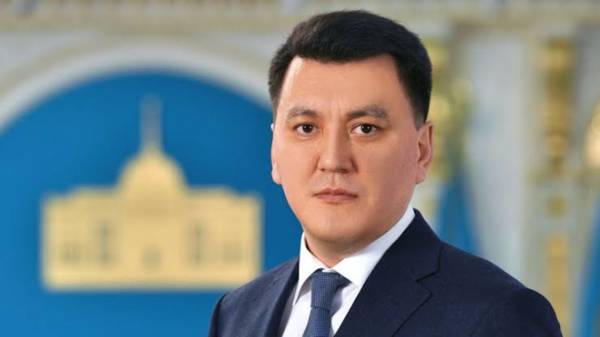От политолога до главного идеолога Акорды: кто такой Ерлан Карин, которого Токаев предложил на пост вице-президента
