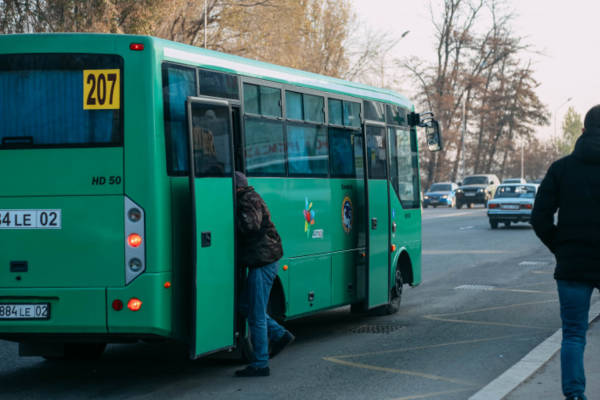 В Талгарском районе пьяный мужчина угнал автобус