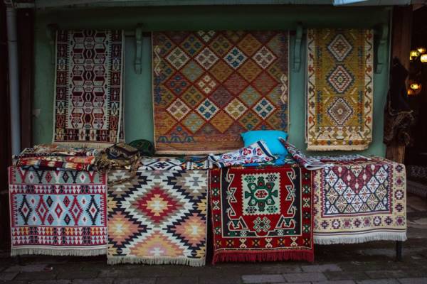 Завод по выпуску ковров за 1,2 млрд тенге строят в Алматинской области