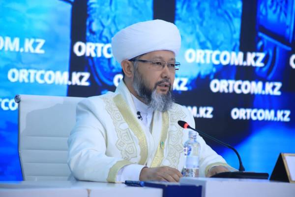Масштабные благотворительные акции  во время священного месяца Рамадан анонсировал главный муфтий страны