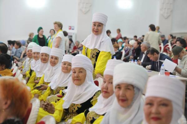 «Асыл Әже»: самую красивую «апашку» выбрали в Алматы