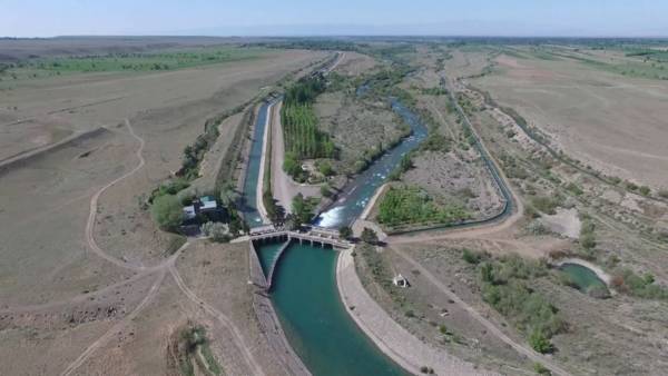 Антикором пресечено незаконное повышение цен на поливную воду в Енбекшиказахском районе