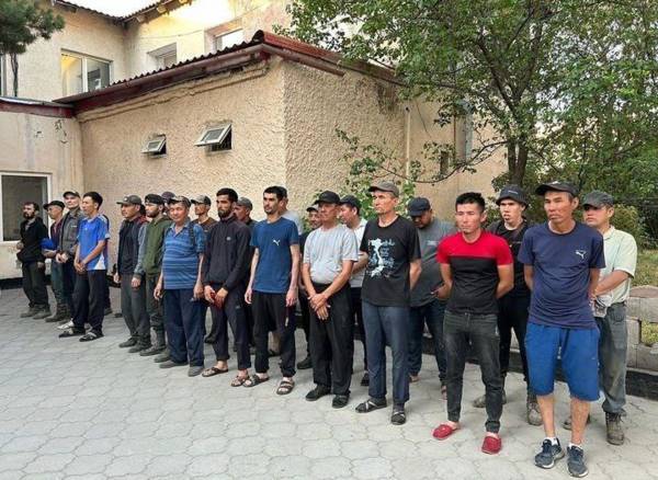247 нелегалов выявили за два дня в Алматинской области